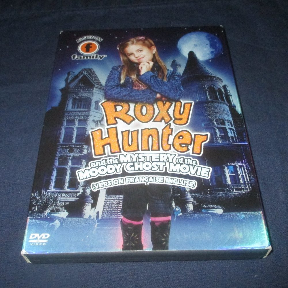 Roxy Hunter and the Mystery of the Moody Ghost (DVD, 2008) w / slipcover